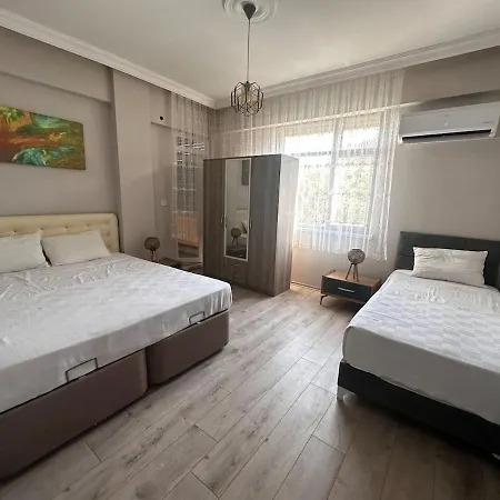 300 Meters To Konyaalti Beach 2+1 Large And Spacious Antalya